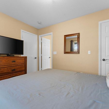 Cozy Top Floor 2Br Condo With View And Amenities!! Брэнсон Экстерьер фото